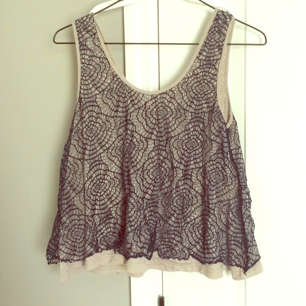 ✨Midriff tank✨